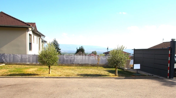 Villa contemporaine de maçon 6 pièces (2023) – 115 m² à Farges (01550)
