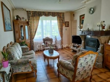 A vendre proche de MORTAIN Pavillon de 90 m²  - Plain pied avec 1600 m² de terrain 