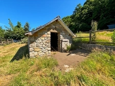 Mortain - House of 120 m² with independent gîte of 58 m² and land of 7,003 m² - The tranquility of the countryside with the advantages of the city
