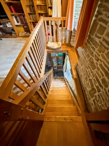 Maison en pierre de 252 m² – 8 pièces – Vue imprenable, cadre bucolique et calme absolu ! HOCQUIGNY 
