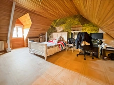 Maison en pierre de 252 m² – 8 pièces – Vue imprenable, cadre bucolique et calme absolu ! HOCQUIGNY 