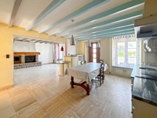 Mortain - House of 120 m² with independent gîte of 58 m² and land of 7,003 m² - The tranquility of the countryside with the advantages of the city