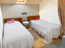 Mortain - House of 120 m² with independent gîte of 58 m² and land of 7,003 m² - The tranquility of the countryside with the advantages of the city