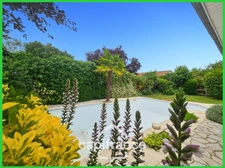 Maison à vendre 7 pièces, 180 m² BUXEROLLES (86), 5 chambres, 2 bureaux, piscine....