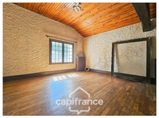 Maison 249 m², à vendre 8 pièces MIGNE AUXANCES (86), environnement et secteur de qualité.