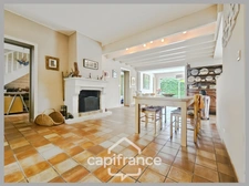 Maison à vendre 7 pièces, 180 m² BUXEROLLES (86), 5 chambres, 2 bureaux, piscine....