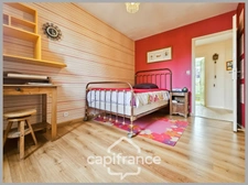 Maison à vendre 7 pièces, 180 m² BUXEROLLES (86), 5 chambres, 2 bureaux, piscine....