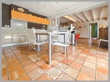 Maison à vendre 7 pièces, 180 m² BUXEROLLES (86), 5 chambres, 2 bureaux, piscine....