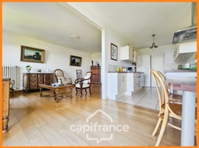 Appartement DE 104 m² à vendre 5 pièces POITIERS (86), rénovation de qualité.