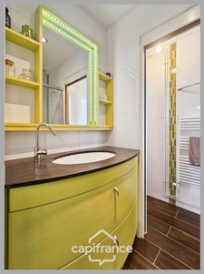 Maison à vendre 7 pièces, 180 m² BUXEROLLES (86), 5 chambres, 2 bureaux, piscine....