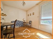 Appartement DE 104 m² à vendre 5 pièces POITIERS (86), rénovation de qualité.
