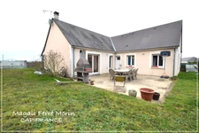 Maison Familiale  NOYANT DE TOURAINE (37)
