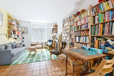 Maison familiale 4 chambres + bureau, cave et un grand jardin arboré