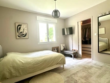 SAUMUR à 5mn en voiture du centre ville pavillon de plain-pied de 2016 classé A - 3 chambres - Jardin