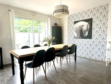 SAUMUR à 5mn en voiture du centre ville pavillon de plain-pied de 2016 classé A - 3 chambres - Jardin