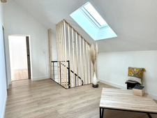 Maison - Longére à vendre 6 pièces VILLEBERNIER (49400) - restauration compléte 156m² et 8960m²