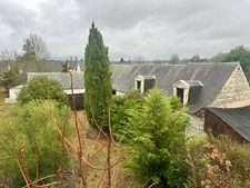 Longére à vendre avec grange et dépendances à Saumur (49400) 5 mn de la Gare -  Ensemble de 350 m²