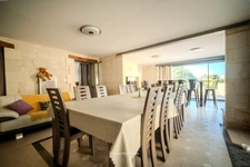 Propriete à vendre de 20 pièces à Saint-Nicolas-de-Bourgueil - ensemble de 457m² - Piscine interieure- vie de plain-pied