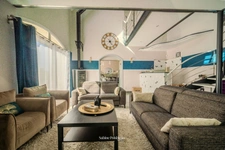 Propriete à vendre de 20 pièces à Saint-Nicolas-de-Bourgueil - ensemble de 457m² - Piscine interieure- vie de plain-pied