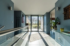 Contemporary property of 228 m² on a fenced plot of 2989 m² with swimming pool, 10 minutes from Saumur and 40 minutes from Angers 