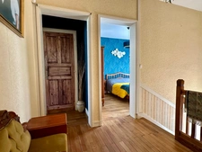 MAISON A VENDRE A SAUMUR - 5 CHAMBRES - 2 GARAGES - MAGNIFIQUE JARDIN ARBORE - 1100m² - PROXIMITE GARE ET COMMERCES