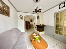 Maison à vendre SAUMUR - 4 chambres entre-les ponts proche commerces, la gare et bords de Loire