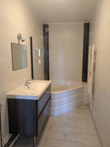 Maison à vendre 5 pièces  (03)
