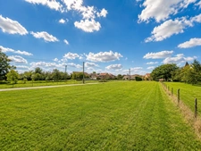 Terrain 1916 m² viabilisé – divisible – à 3 km de Lorraine TGV