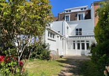 Au Coeur de BUISSON Maison 277 m2 avec jardin de 1600 m2 à MARCQ EN BAROEUL (59)