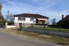 Maison à vendre 6 pièces 120 m² ATTRICOURT (70) à 35 minutes de Dijon