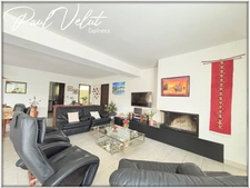 Family house of 235 m² - panoramic view - ALLEMOND (38)