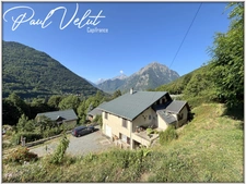 Family house of 235 m² - panoramic view - ALLEMOND (38)