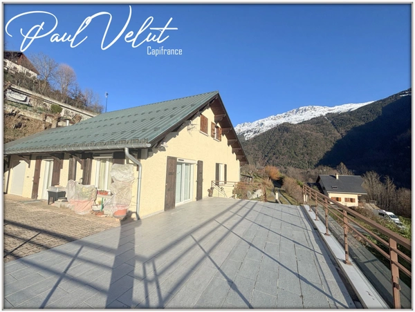 Maison familiale de 235 m² - vue panoramique - ALLEMOND (38)