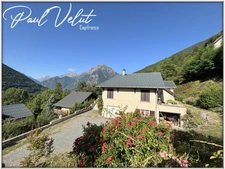 Family house of 235 m² - panoramic view - ALLEMOND (38)