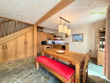 Chalet de caractère à La Villette, Vaujany – Pierre, bois et vue sur les montagnes
