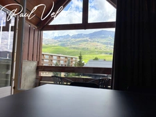 Appartement avec mezzanine – Quartier du Cognet – Vue Pic Blanc - ALPE D'HUEZ (38)