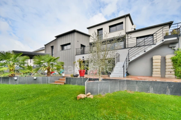 Maison à vendre  MONTREUIL SOUS PEROUSE (35) maison moderne