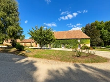 Property for sale: Group accommodation with a house