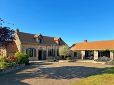 Maison à vendre longère rénovée trois chambres LAVARE (72)