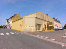 BEAUMONT SUR SARTHE Idéal Investisseurs A vendre 3 LOCAUX COMMERCIAUX