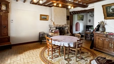 PIACÉ 72 Maison à vendre 5 chambres et de nombreuses dépendances 
