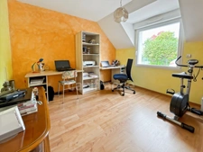 Maison à vendre 7 pièces CHANGE (72) avec piscine