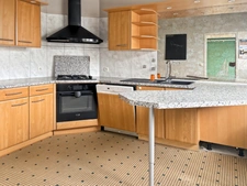 LE MANS Quartier Maillet-Bellevue Maison sur sous sol 4 chambres
