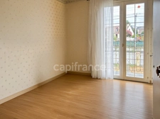 Maison à vendre vieux bourg ALLONNES (72) maison sur sous sol 3 chambres