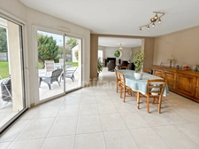 Maison à vendre 7 pièces CHANGE (72) avec piscine
