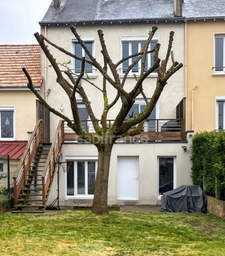 ALLONNES (72) Maison à vendre 4 chambres dont une au sous sol et bureau