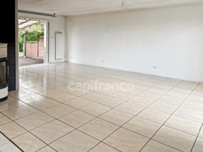NEUVILLE SUR SARTHE (72) Maison sur sous sol 3 chambres 1500 m2