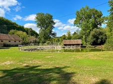 Property for sale: Group accommodation with a house