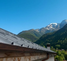Les Contamines-Montjoie – Appartement 4 pièces 86 m² + mezzanines 13 m² dans ferme authentique rénovée, à deux pas du télécabine