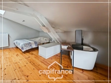 Boé, maison en pierre de 170 m² au calme d'un jardin clos, à deux pas de tout à pied